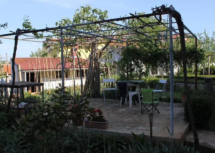 Apartament With Parking Space - 7646 Pula