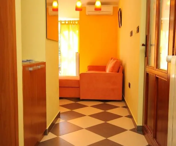 Apartment Apartments With Parking Space Pula - 7646