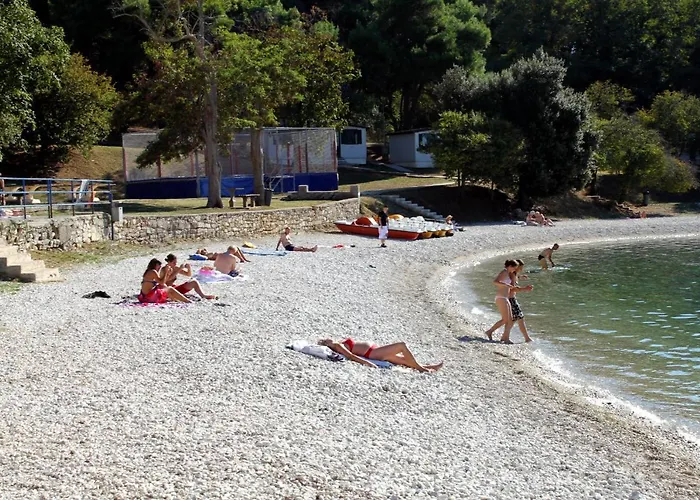 Apartment Apartments With Parking Space Pula - 7646 *