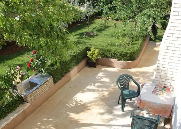 Apartments With Parking Space Pula - 7646 Apartment *